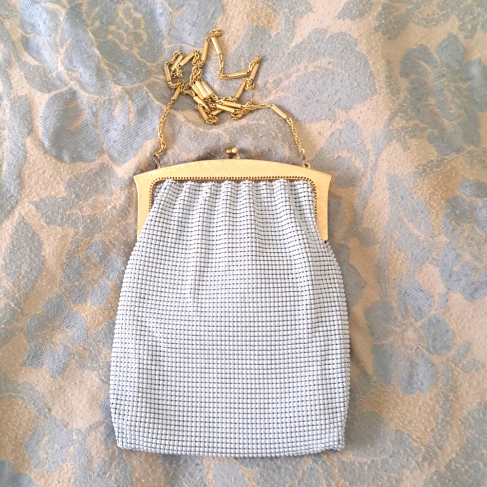 Authentic Vintage Whitting and Davis Mesh White Color Party Purse